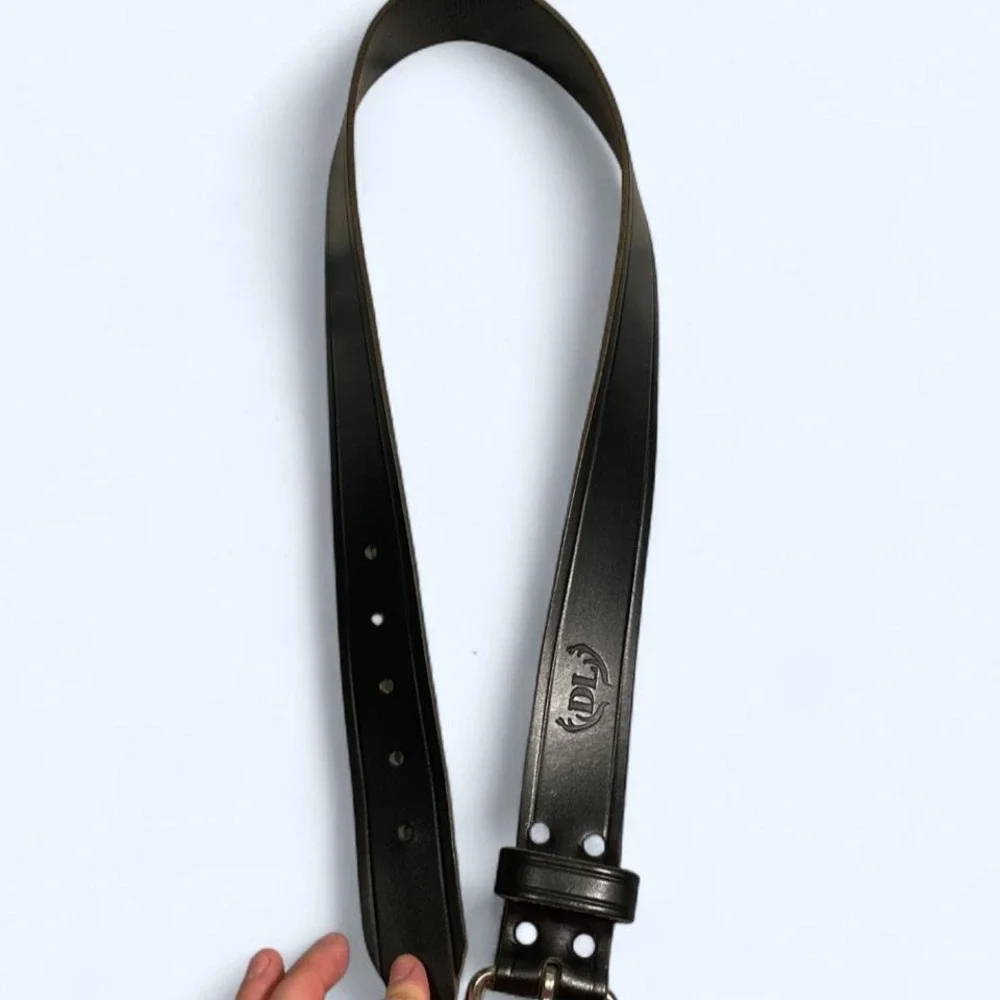 Black leather belt with silver buckle 35
